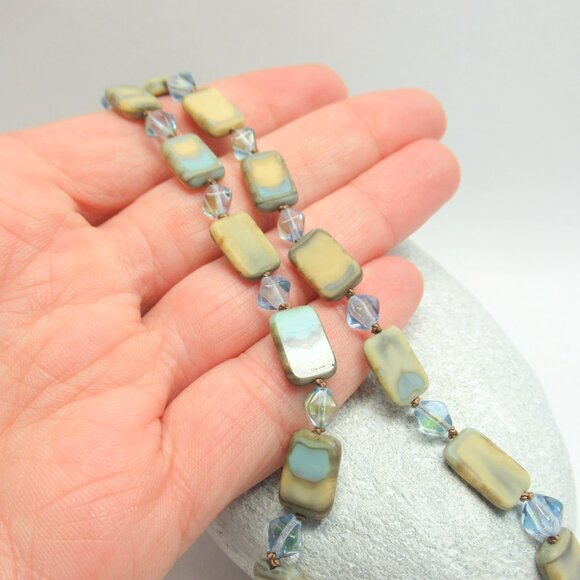 Czech UG bead necklace - Picture 8 of 12